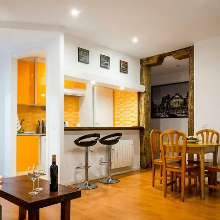 Colegiata Apartment Madrid Exterior photo
