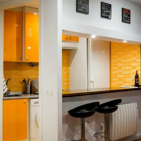 Colegiata Apartment Madrid Exterior photo
